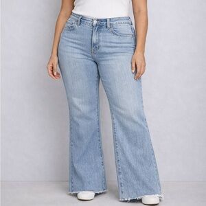 American Eagle  Light Blue highest rise 90s Flare Jeans Women’s Size 12 Short